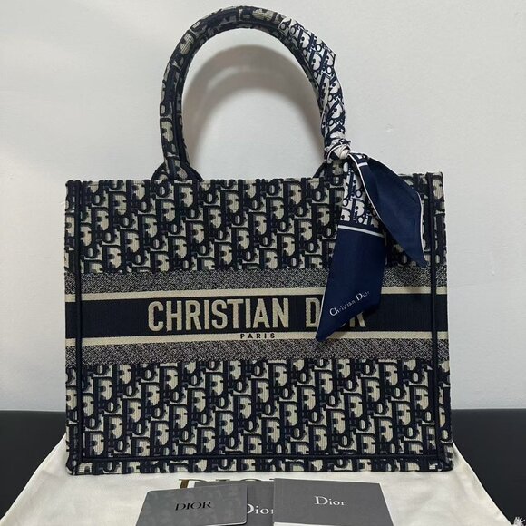 Dior Book Tote Medium Blue Oblique - Picture 1 of 11